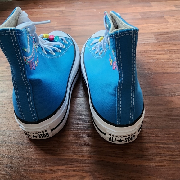 Chuck Taylor All Star Lift Platform Embroidered Bracelet Sneaker NIB - Picture 11 of 12